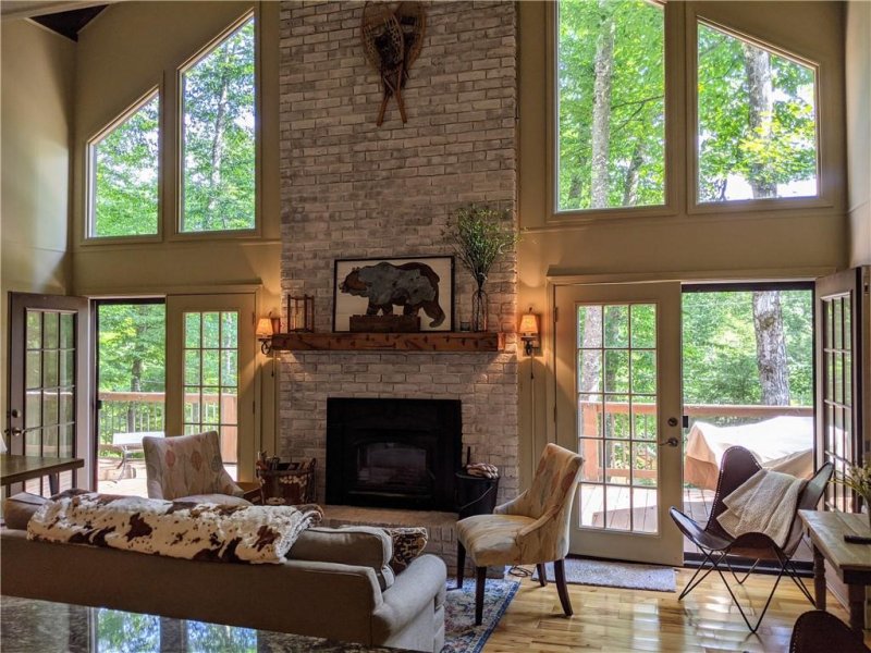 Property image 2 at 107 Overbrook Trail, Beech Mountain, NC 28604