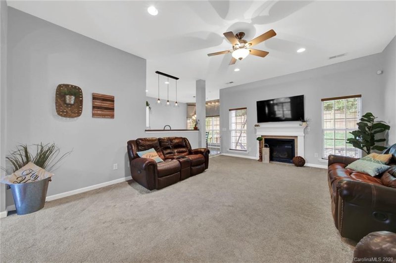 Property image 5 at 144 Foggy Meadow Lane, Fort Mill, SC 29708