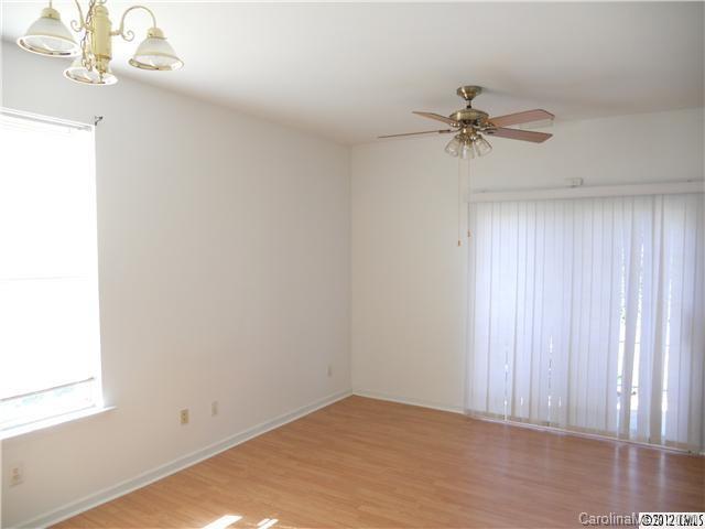 Property image 3 at 5651 Seths Drive, Charlotte, NC 28269