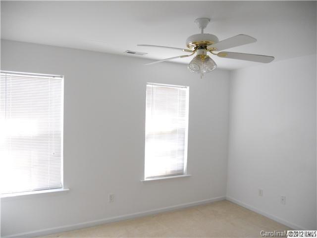 Property image 4 at 5651 Seths Drive, Charlotte, NC 28269