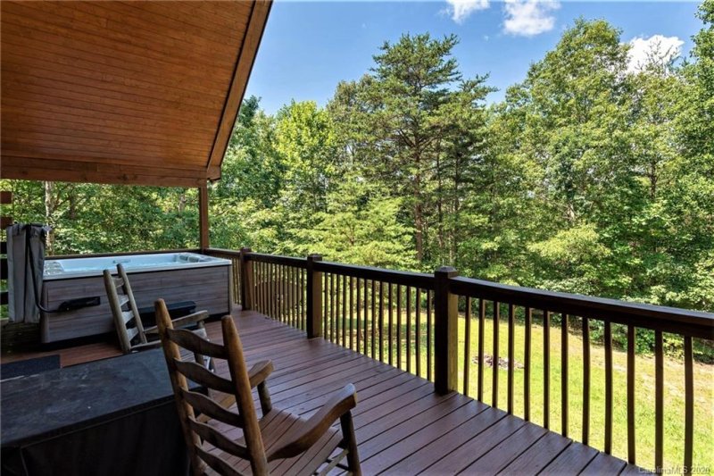 Property image 2 at 664 Sweetbriar Road, Lake Lure, NC 28746