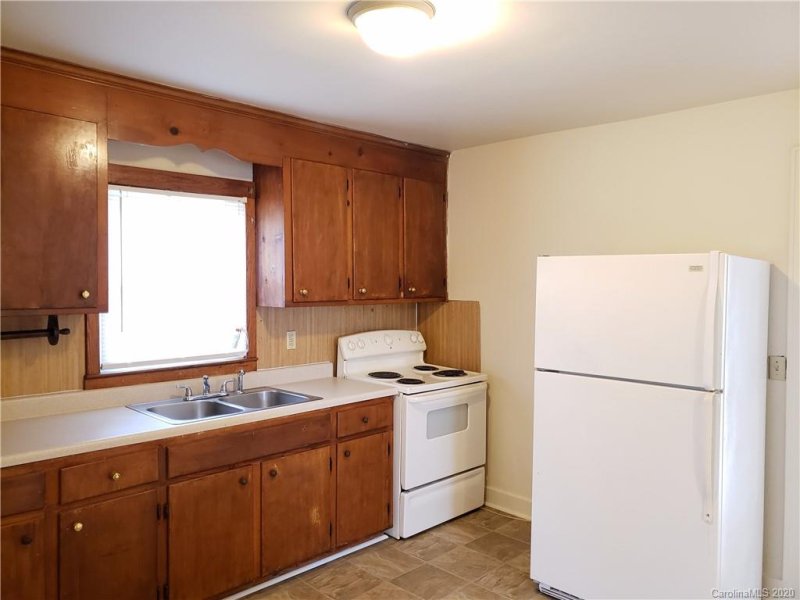 Property image 3 at 1013 Marble Street, Charlotte, NC 28208