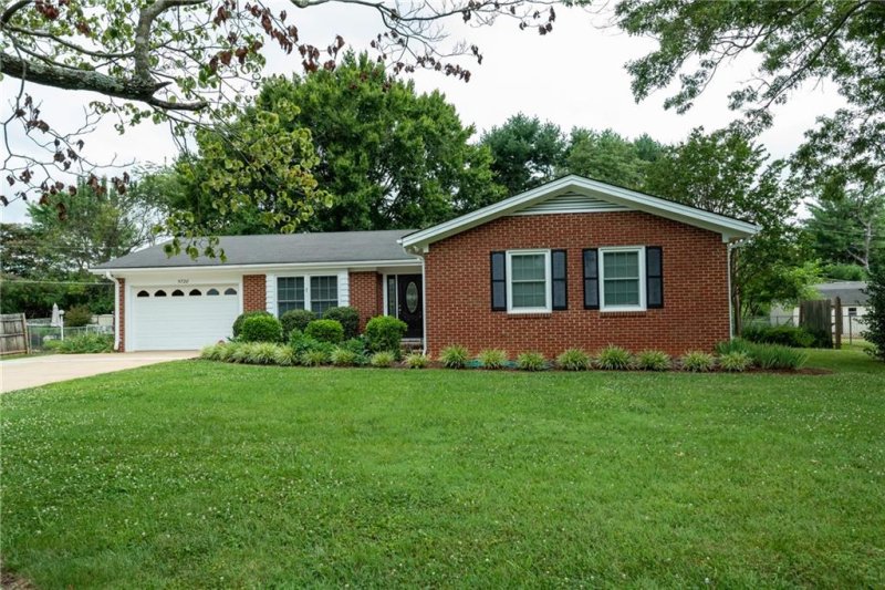 Property image 2 at 5728 Valley Field Road, Hickory, NC 28602