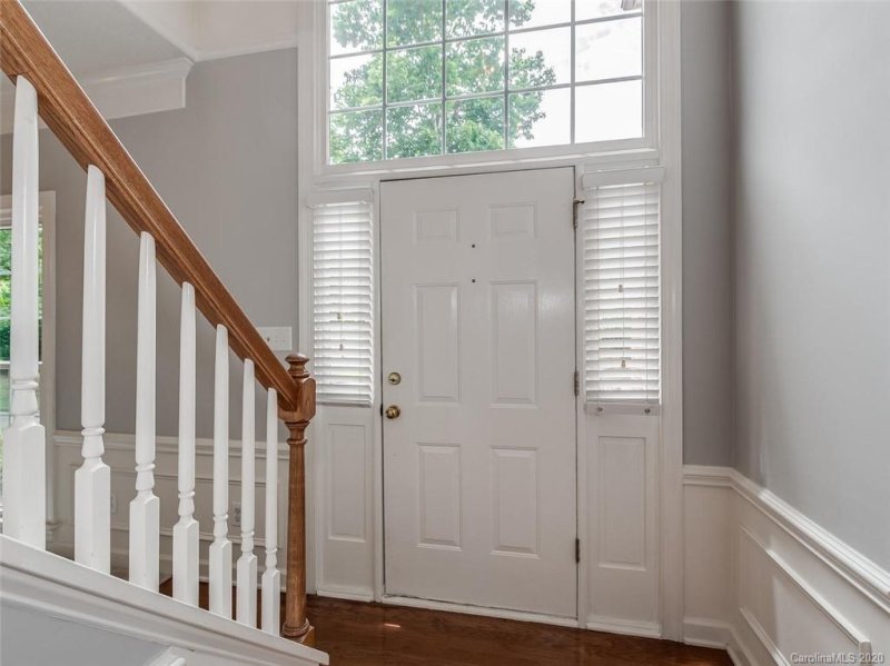 Property image 3 at 10418 Pullengreen Drive, Charlotte, NC 28277