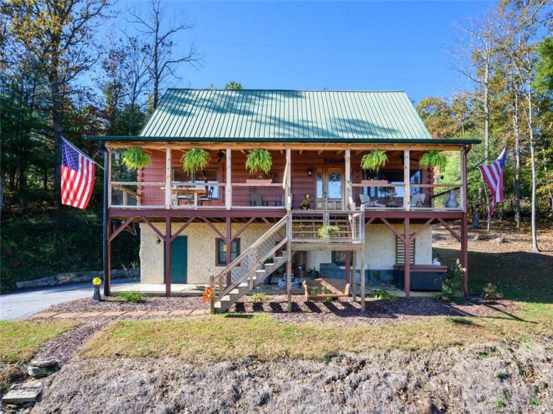 Property image 2 at 174 Big Raven Lane, Saluda, NC 28773