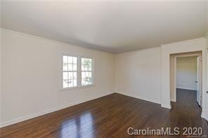 Property image 4 at 910 Mcalway Road, Charlotte, NC 28211