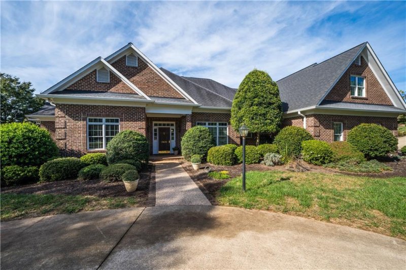 Property image 2 at 3635 8th Street Place, Hickory, NC 28601