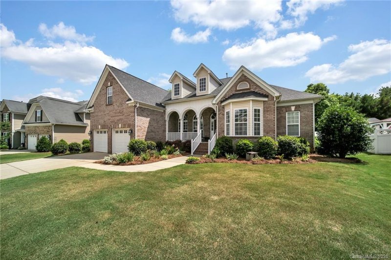 Property image 2 at 120 Foggy Meadow Lane, Fort Mill, SC 29708