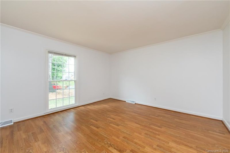 Property image 3 at 201 Chadmore Drive, Charlotte, NC 28270
