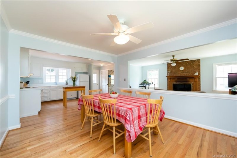 Property image 5 at 201 Chadmore Drive, Charlotte, NC 28270