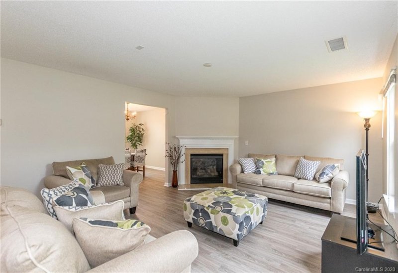 Property image 5 at 13404 Arbor Spring Drive, Charlotte, NC 28269