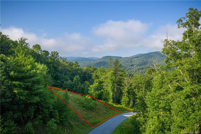 Property image 5 at 294 Crystal Heights Drive, Hendersonville, NC 28739