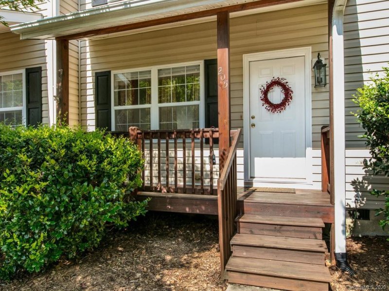 Property image 3 at 205 Pembrook Road, Swannanoa, NC 28778