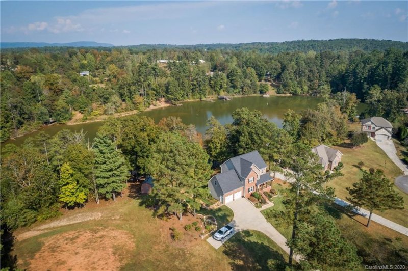 Property image 5 at 4722 Crystal Falls Avenue, Hickory, NC 28601