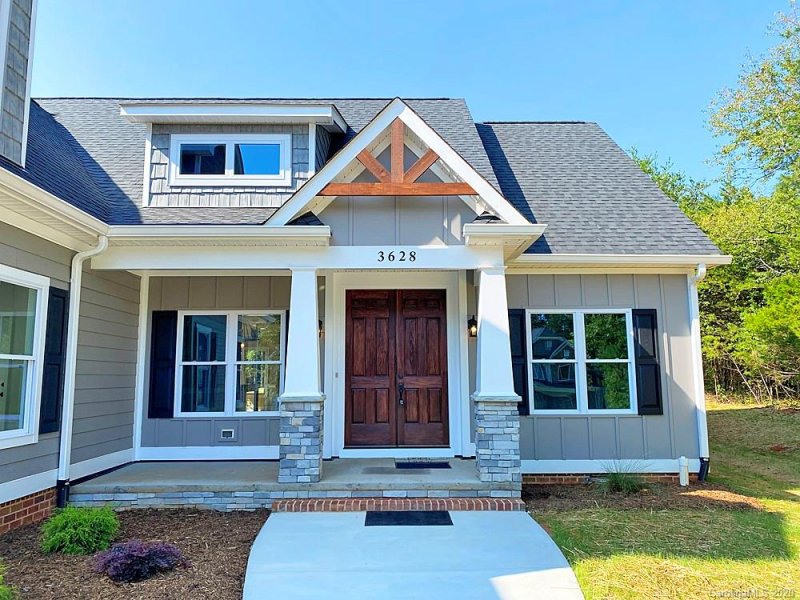 Property image 2 at 3628 46th Avenue, Hickory, NC 28601