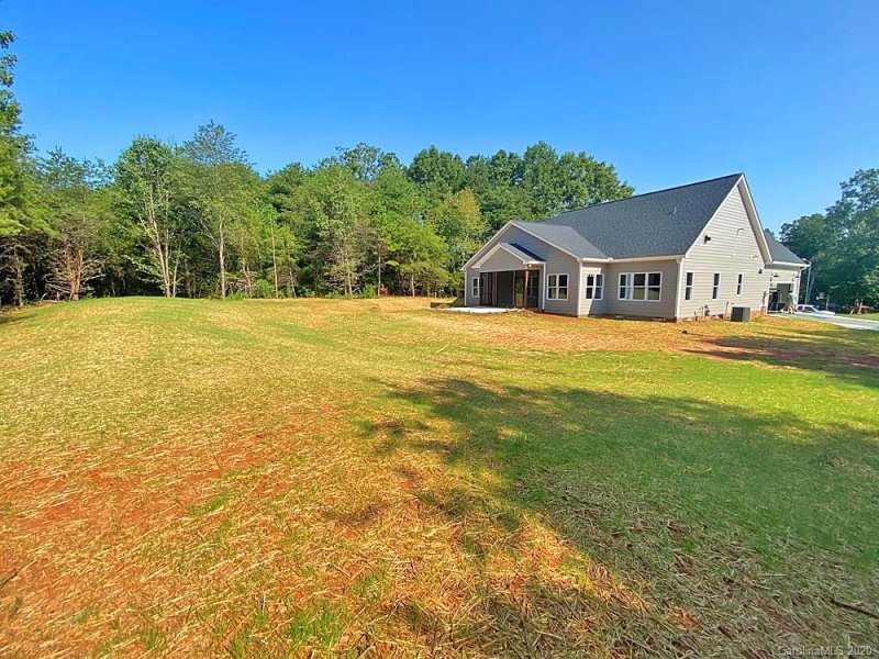 Property image 4 at 3628 46th Avenue, Hickory, NC 28601