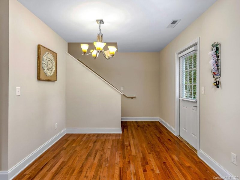 Property image 4 at 54 Kirby Road, Asheville, NC 28806