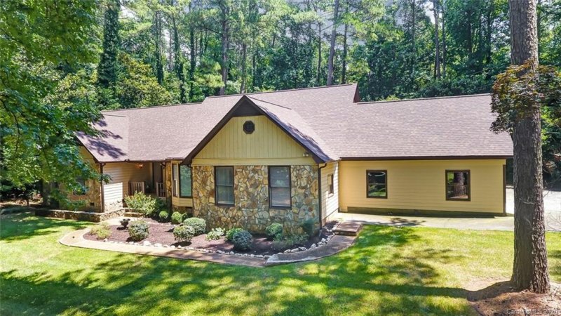 Property image 4 at 3309 Michelle Drive, Matthews, NC 28104