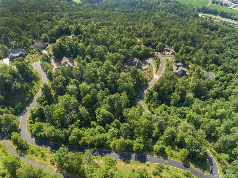 Property image 2 at 11 Watershed Way, Horse Shoe, NC 28742