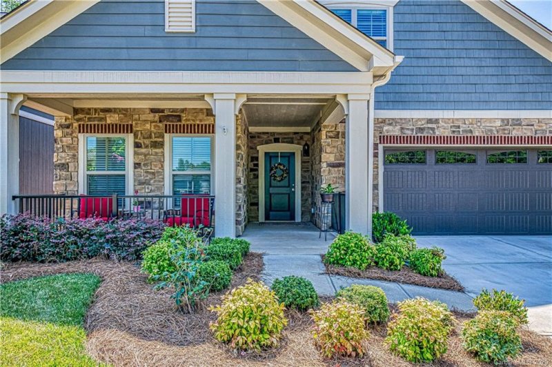 Property image 2 at 8113 Parknoll Drive, Huntersville, NC 28078