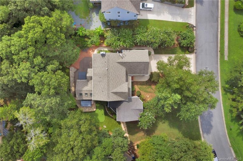 Property image 3 at 336 Whitefriars Lane, Matthews, NC 28105