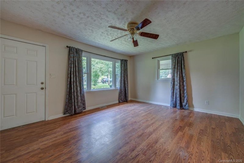 Property image 3 at 1624 Rhonda Drive, Gastonia, NC 28054