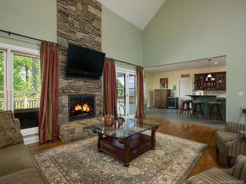 Property image 5 at 182 Mount Hebron Road, Hendersonville, NC 28739