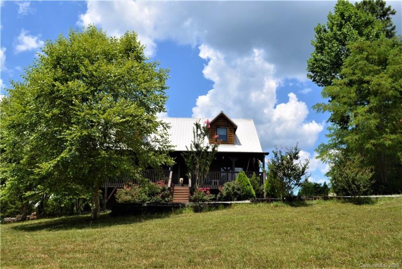 Property image 4 at 208 Loblolly Lane, Mill Spring, NC 28756