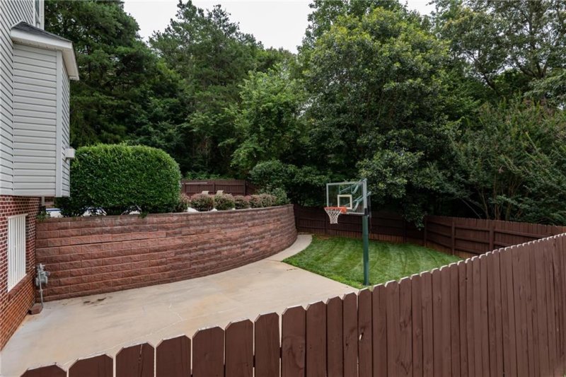 Property image 3 at 1136 38th Avenue, Hickory, NC 28601