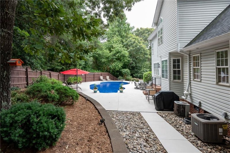 Property image 5 at 1136 38th Avenue, Hickory, NC 28601