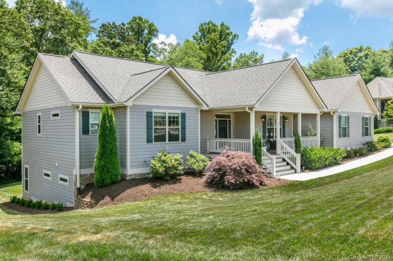 Property image 3 at 52 King Heights Drive, Fletcher, NC 28732