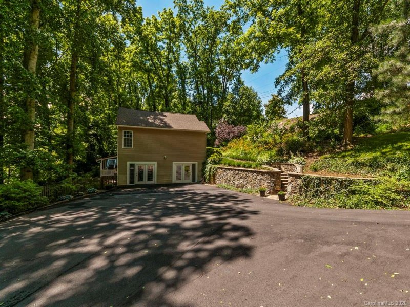 Property image 2 at 209 Blink Bonny Drive, Waynesville, NC 28786