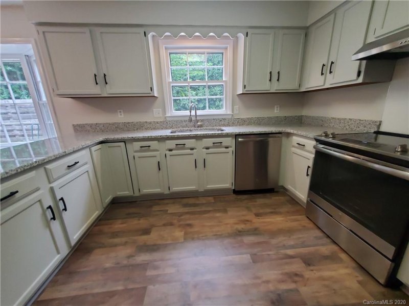 Property image 5 at 8255 Charles Crawford Drive, Charlotte, NC 28269