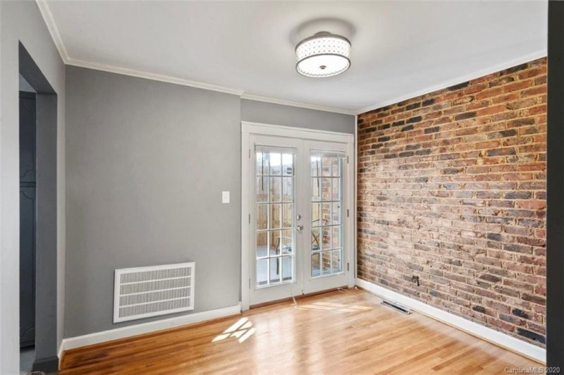 Property image 2 at 928 Mcalway Road, Charlotte, NC 28211