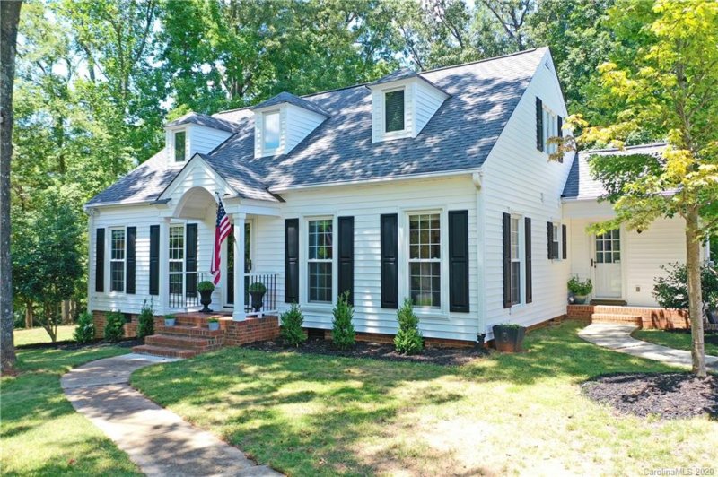 Property image 2 at 9030 Glencroft Road, Mint Hill, NC 28227