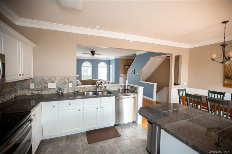 Property image 5 at 10432 Winslet Drive, Charlotte, NC 28277