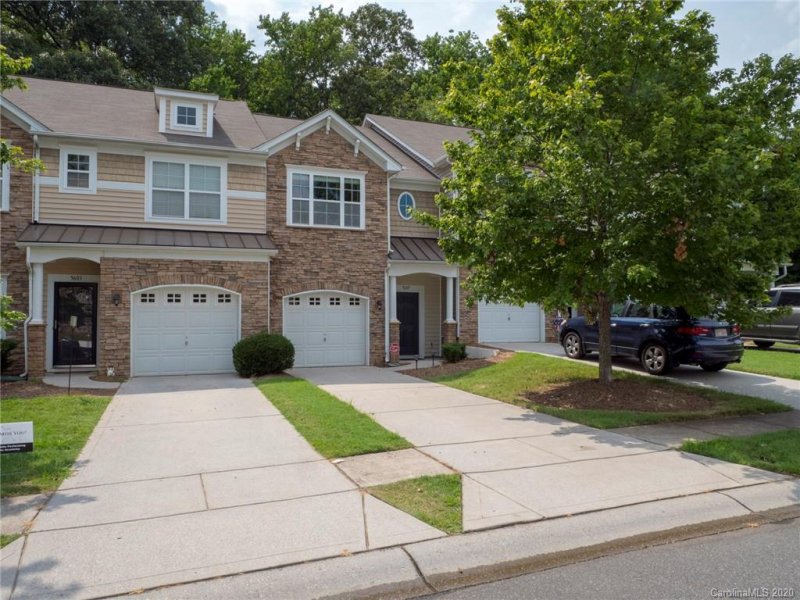 Property image 3 at 5607 Tipperlinn Way, Charlotte, NC 28278