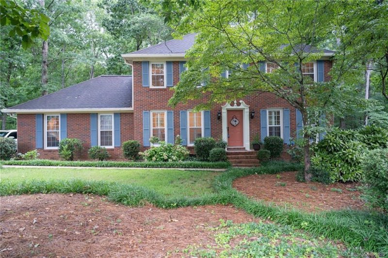 Property image 2 at 2818 Oakhurst Drive, Rock Hill, SC 29732