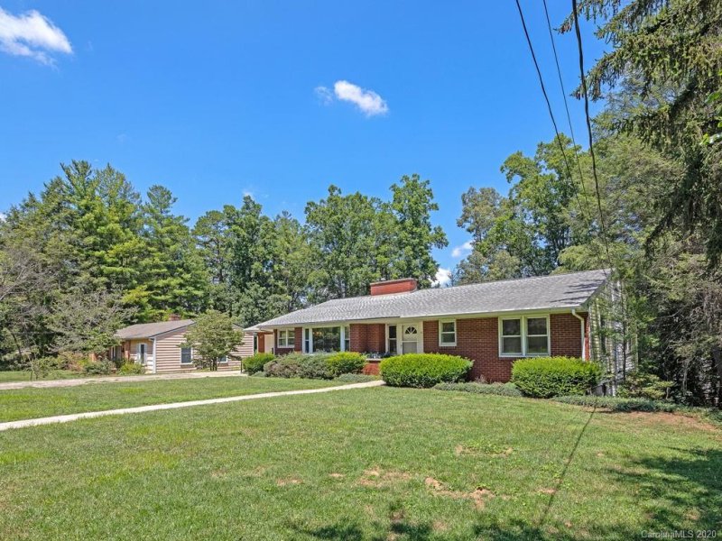 Property image 2 at 10 Forestdale Drive, Asheville, NC 28803