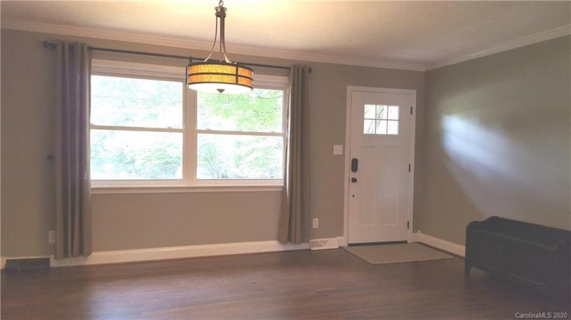 Property image 2 at 744 Twin Oaks Road, Davidson, NC 28036