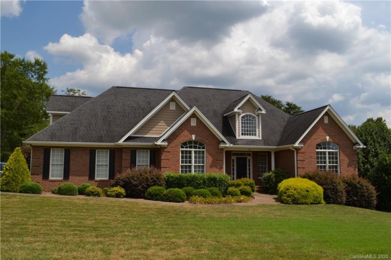 145 Jamesfield Drive