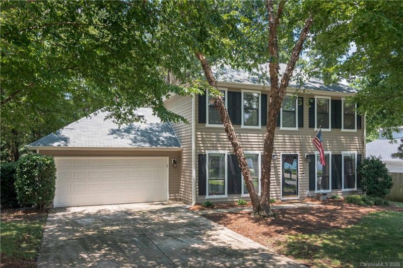 Property image 2 at 3634 Sweetgrass Lane, Charlotte, NC 28226