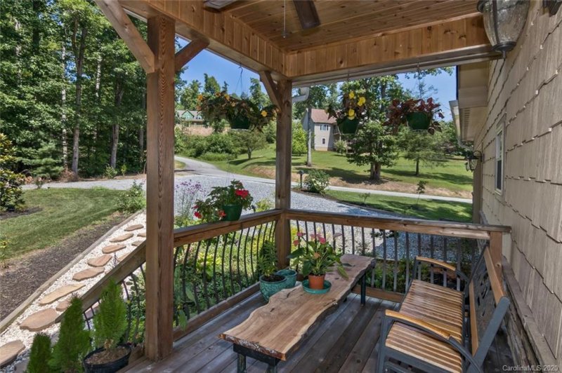 Property image 3 at 77 Willow Stone Way, Hendersonville, NC 28792