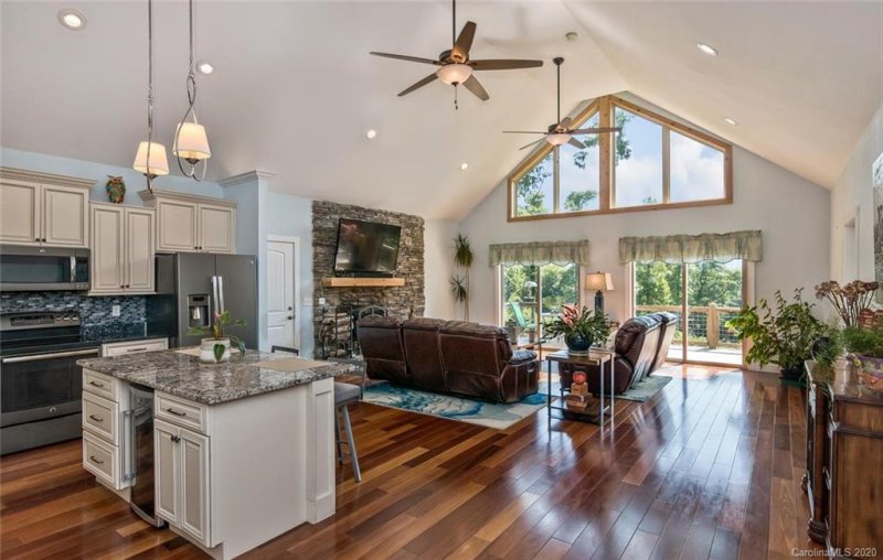 Property image 4 at 77 Willow Stone Way, Hendersonville, NC 28792