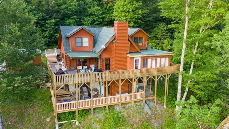 Property image 3 at 55 Penny Lane, Mars Hill, NC 28754