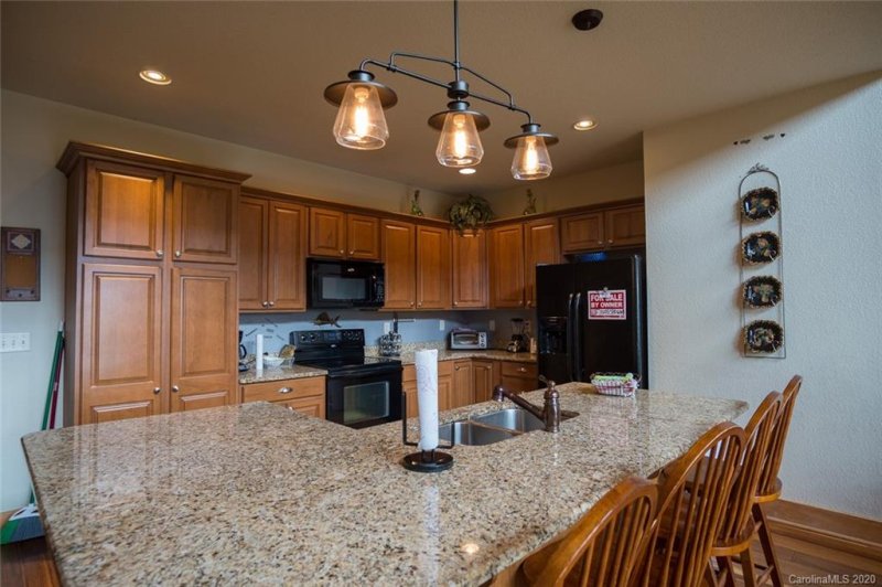 Property image 4 at 295 Vista Drive, Mars Hill, NC 28754