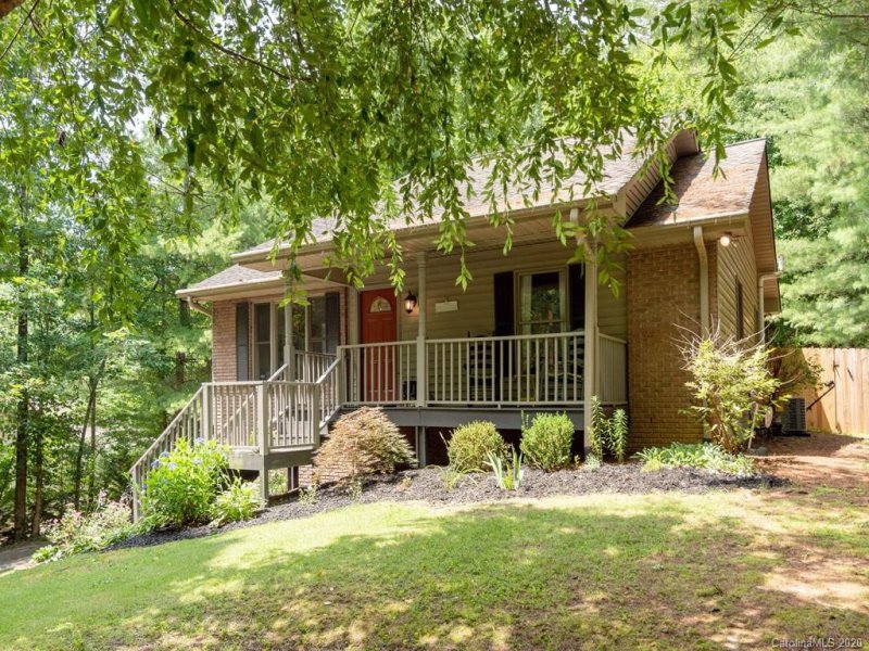 205 Pine Berry Circle