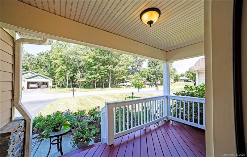 Property image 3 at 102 Fairway View Drive, Etowah, NC 28729