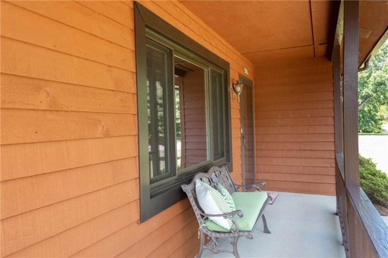 Property image 5 at 4629 Queens Road, Hickory, NC 28602