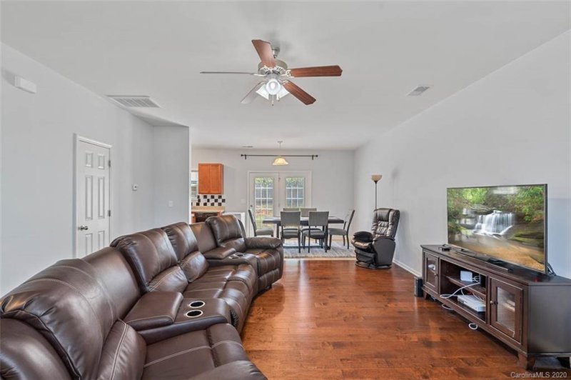 Property image 3 at 413 Laurel Fork Drive, Fort Mill, SC 29715